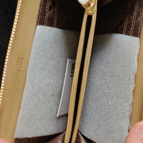 Brand new Love Moschino studded light pink wallet - Picture 4 of 7